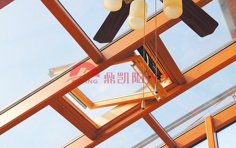 陽(yáng)光房怎么選門(mén)窗？快來(lái)抄！